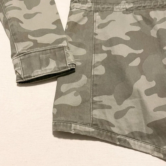 Triple Five Soul Hooded Jacket Camo Ladies Size Small Coat - Picture 14 of 16